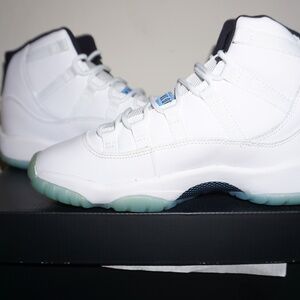JORDAN | JORDAN 11 RETRO LEGEND BLUE